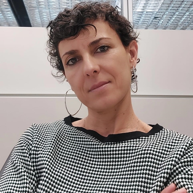 د. جويس نصّار